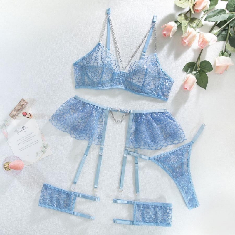 RoyalDS Bra set sexy gathered lace embroidery plant pattern, sponge, no  steel ring, adjustable chest type, four rows of three buckles. (Color :  Purple, Size : 70B=30B=65B): Buy Online at Best Price