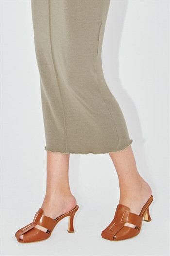 summer new solid color pu fabric woven upper mid-heel sandals (heel height:8.5cm)