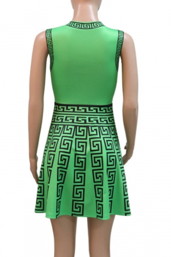 Stylish plus size slight stretch printing sleeveless waist mini dress