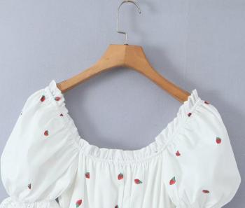 Non-stretch strawberry batch printing off shoulder mini dress size run small
