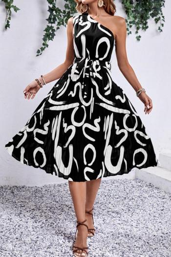 stylish non-stretch allover batch printing one shoulder midi dress with belt
