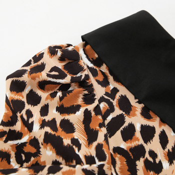 Stylish non-stretch leopard print turndown collar loose mini dress