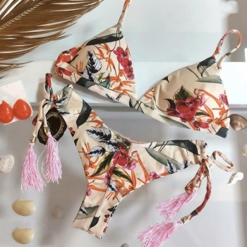sexy padded leaf & flower batch printing tassel halter-neck bikini set