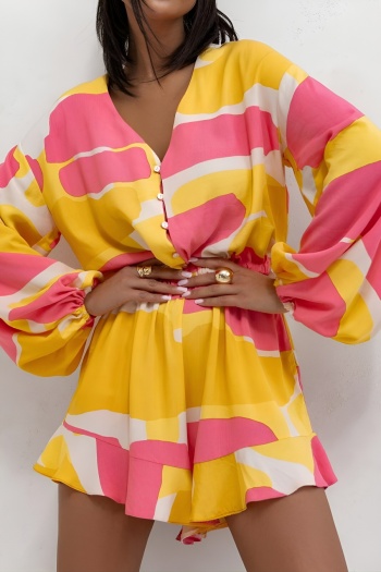 Casual plus size non-stretch graphic printing v-neck lantern sleeve playsuit