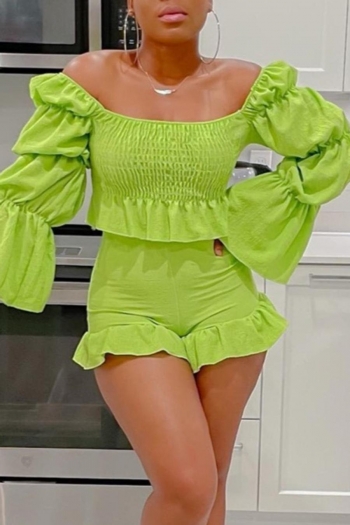 stylish solid color non-stretch off-the-shoulder pile sleeve shorts set