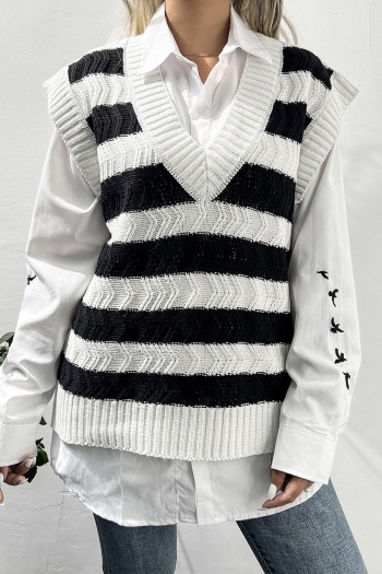 autumn & winter new knitted contrast color stripe slight stretch v-neck stylish casual all-match sweater vest(only sweater vest)