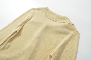 Sexy slight stretch solid color tight knit crop top size run small