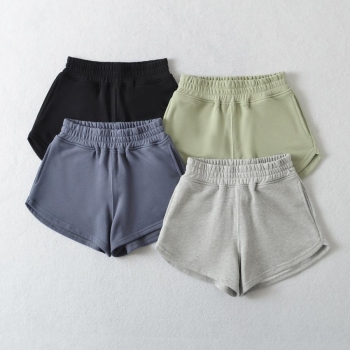 casual slight stretch solid color high waist pocket shorts size run small
