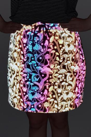 stylish plus size non-stretch mushroom graphic reflective mini skirt(with lined)
