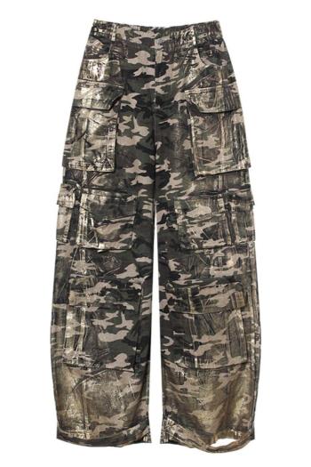 casual non-stretch holographic camo printing cargo pants size run small