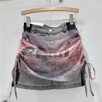 stylish non-stretch contrast color zip-up mesh splice denim skirt size run small