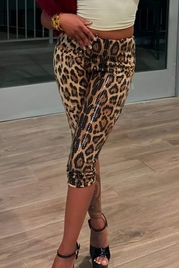 sexy slight stretch leopard printing high-waist sequin decor shorts