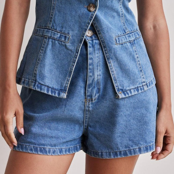 casual plus size non-stretch solid color high waist loose denim shorts