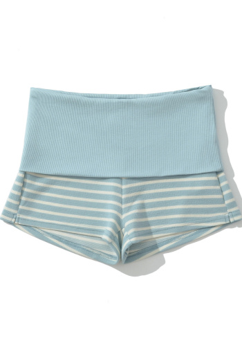 casual slight stretch stripe print low waist shorts size run small
