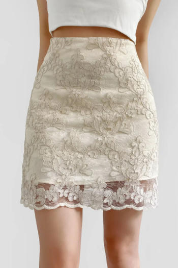 sexy slight stretch lace high-waist zip-up mini skirt(size run small)