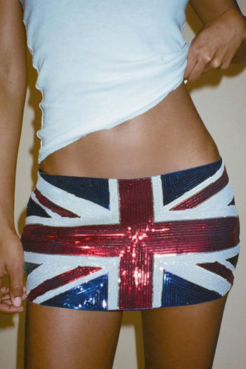 sexy non-stretch national flag pattern sequin decor mini skirt