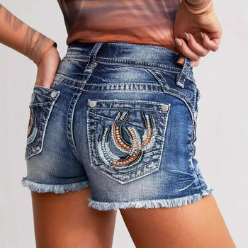 casual slight stretch embroidery decor mid-waist denim shorts