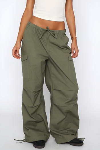 casual plus size non-stretch solid low waist multi-pocket straight cargo pants