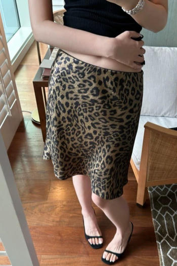 casual slight stretch leopard printing high-waist midi skirt(size run small)