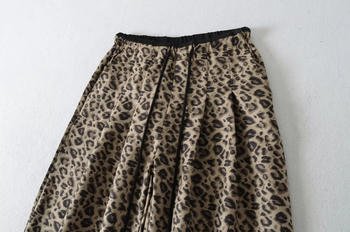 Casual non-stretch high-waist leopard printing pants(size run small)