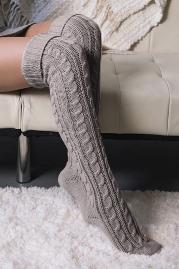 autumn & winter new 2 colors best sellers fashion twist knitted medium and long tube socks