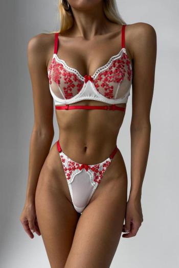 sexy slight stretch mesh flower embroidery two-piece set(with underwire)