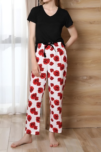 stylish slight stretch black t-shirt & floral printing pants set loungewear