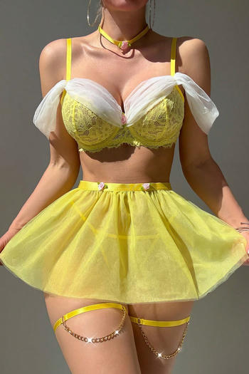 sexy lace flower decor three-piece set(with underwire&neck ring&leg rings)