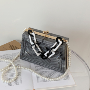 Six color new style acrylic contrast color pearl chain crossbody handbag