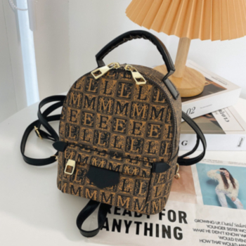 Two color PU zip-up letter plaid batch printing ajustable backpack