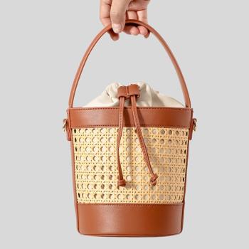 stylish new 4 colors stitching pu drawstring crossbody handbag
