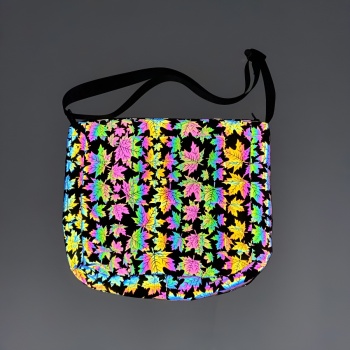 one pc chic maple leaf graphic reflective fabric tote bag 35*11*34cm