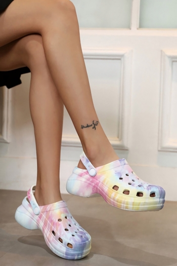 summer new thick bottom tie-dye printing hole breathable stylish sandals(size run small, heel height:5cm)