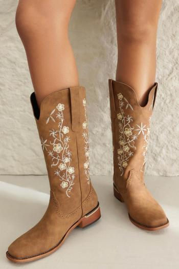exquisite two colors floral embroidery low-heel boots