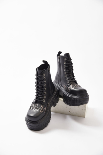 stylish punk style pu leather strappy thick bottoms martin shoes