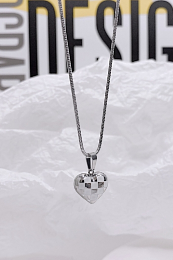 One piece new metal heart shaped checkerboard simple necklace(length:40+6.5cm)