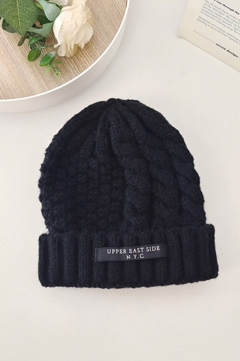 One pc new stylish seven colors letter labeling knitted beanie 56-58cm