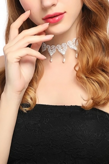 halloween new heart shape lace pearl tassel short sexy clavicle chain