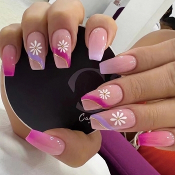 twenty four pcs new daisy wavy line contrast color decor fake nails x3 boxes(contain 3pcs tapes)