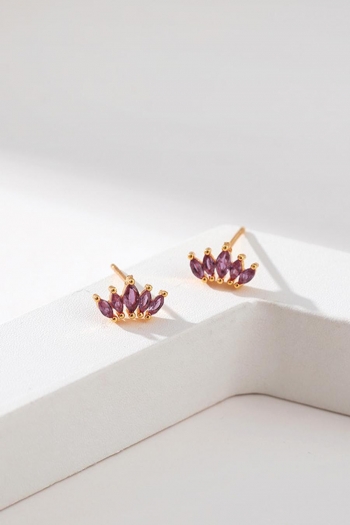 one pair dainty crown rhinestone earrings(length:0.8cm)