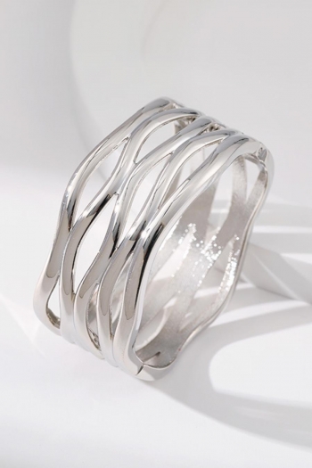 Simple cut out irregular geometric line design wide edges bracelets(length:6cm)