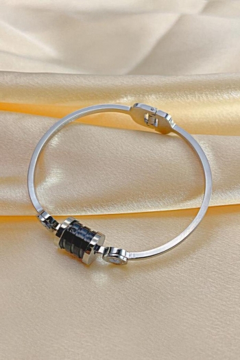 one pc stainless steel hollow letter bracelets(length:170mm)