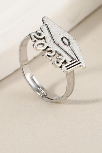 one pc doctor's hat letter ring(length:1.7cm)