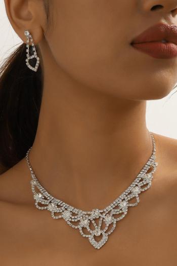 two pc set rhinestone heart shape hollow earrings necklace(mixed length)