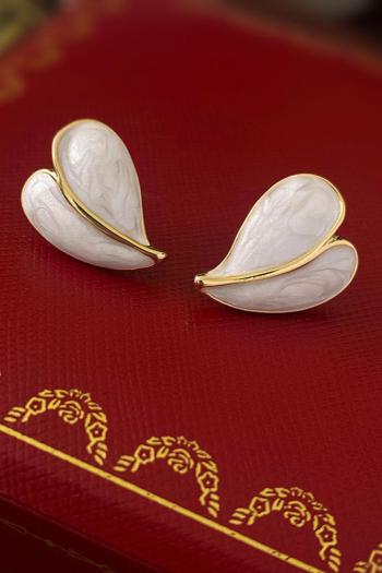 one pair dripping oil heart shape earrings(length:2.1cm)
