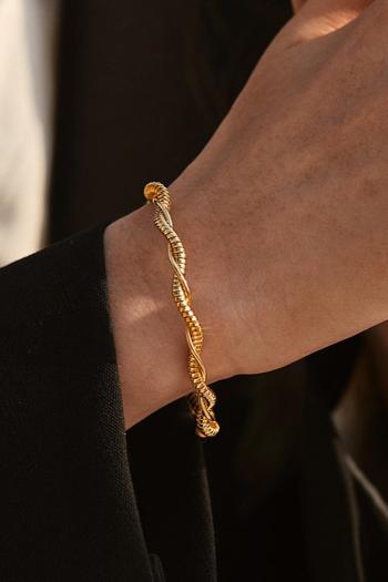 one pc geometric wavy cross-wrap design adjustable bracelets(length:6cm)
