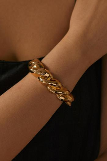 one pc twist design bracelets(length:8.15cm)