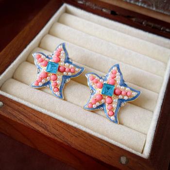 one pair starfish pearl rhinestone earrings(length:3.4cm)