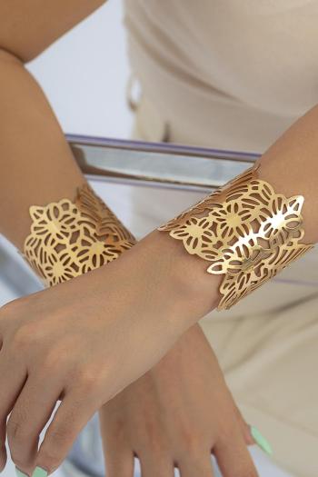 one pc retro new solid color glossy cutout flower bracelet(height:6.8cm)