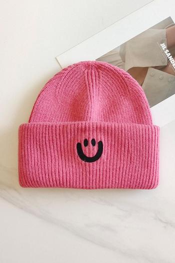 one pc stylish new 7 colors smile pattern knitted beanie 56-58cm